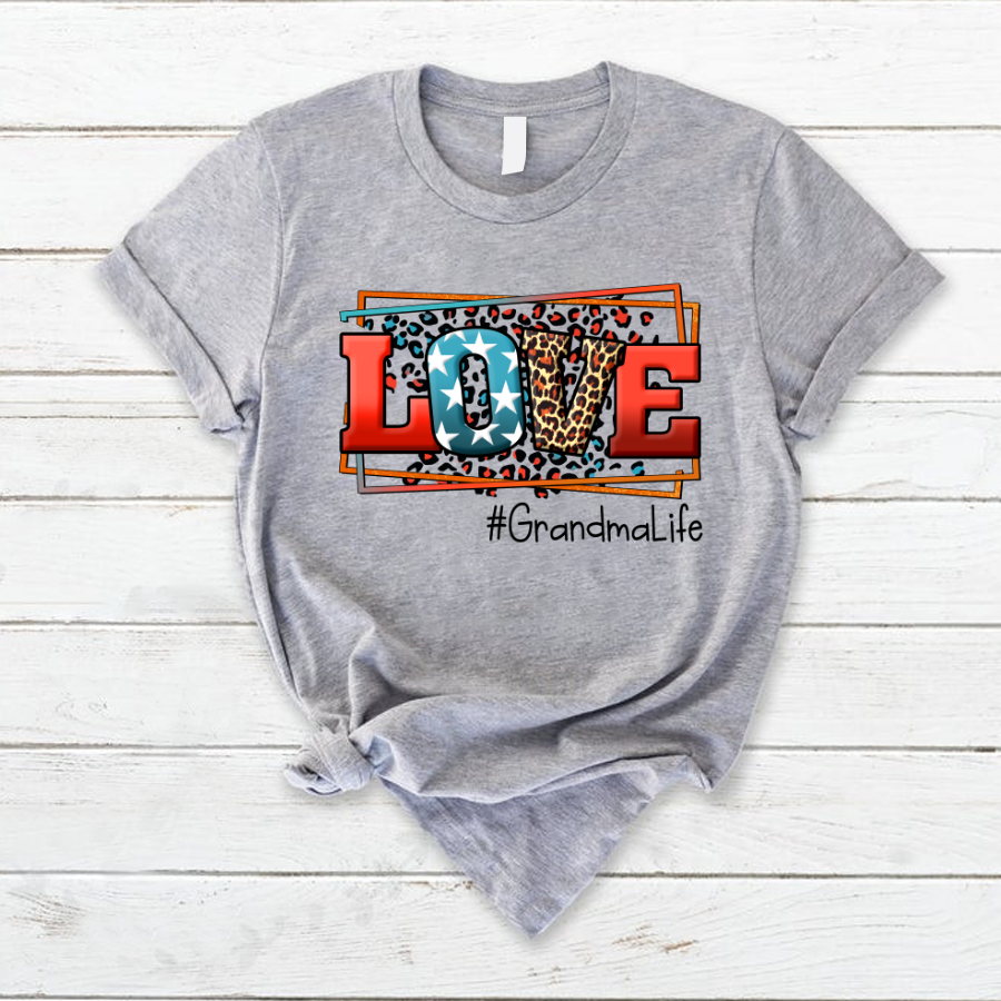 Love Grandma Life Leopard Color T-Shirt