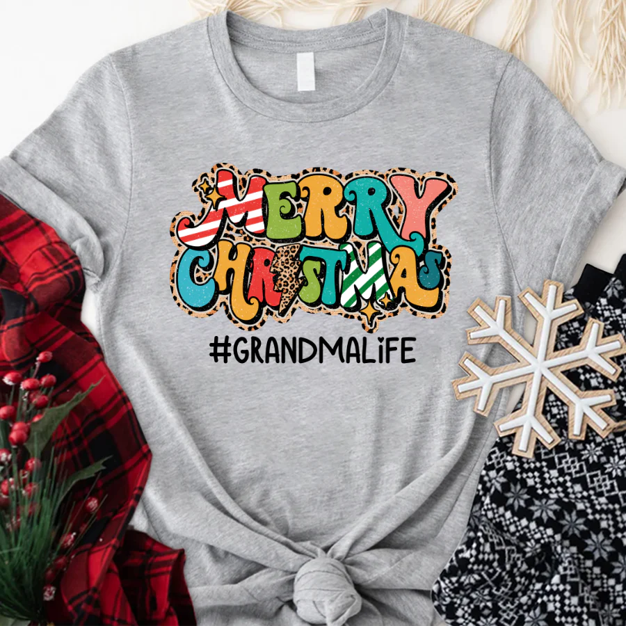 Merry Christmas Grandma Life CTH01 T-Shirt