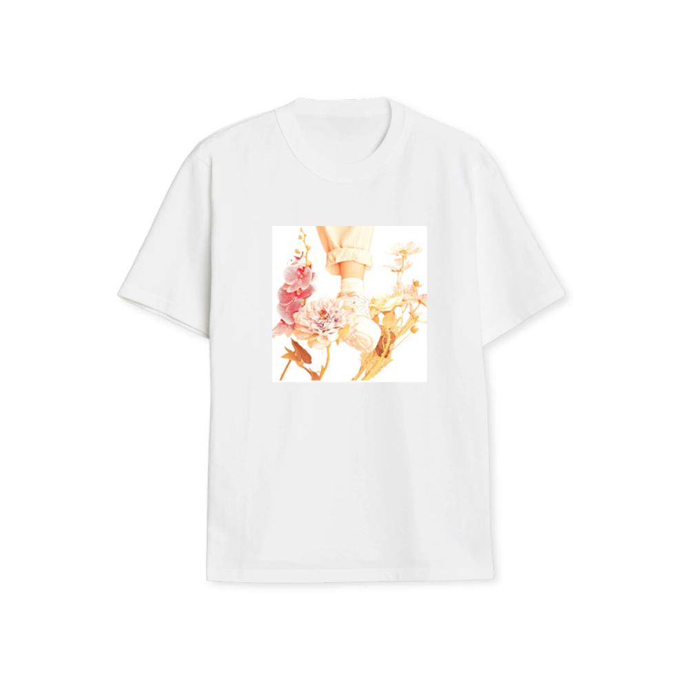 A Dreamy Image with Soft Colors and Blooms T-Shirts