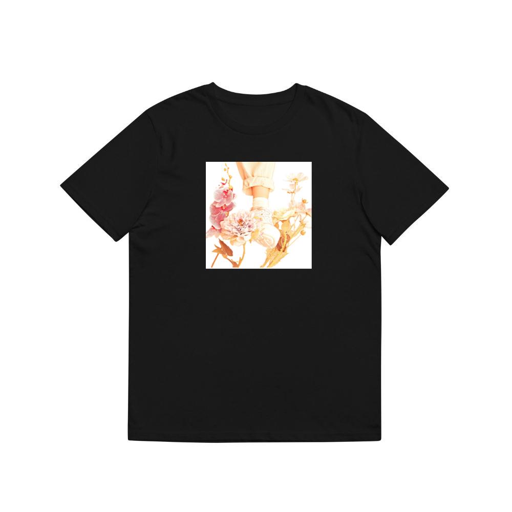 A Dreamy Image with Soft Colors and Blooms T-Shirts