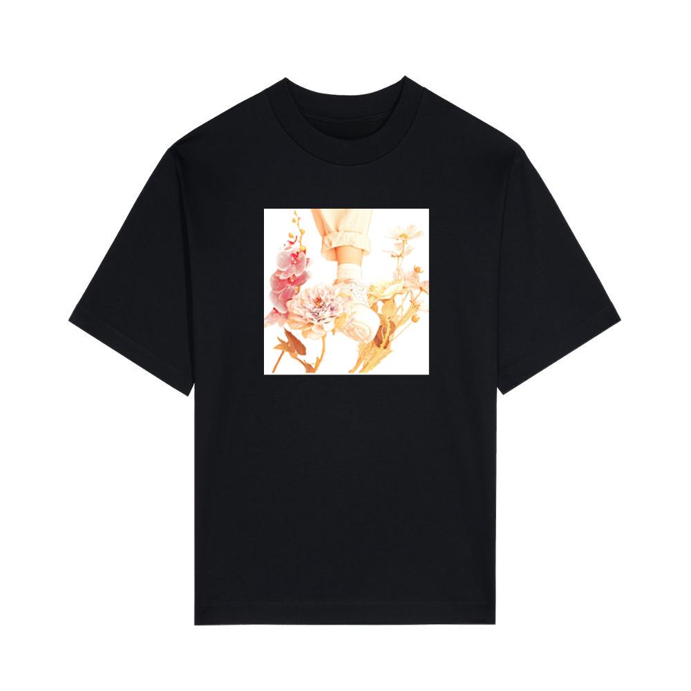 A Dreamy Image with Soft Colors and Blooms T-Shirts