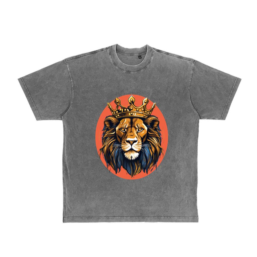 Animal Crown King Lion for a Lions lovers and T-Shirt