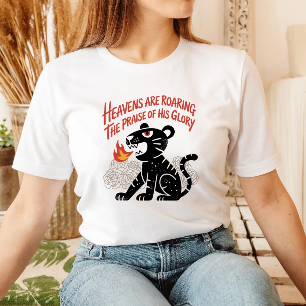 Black Panther Heaven Glory Retro Style Design T-Shirt