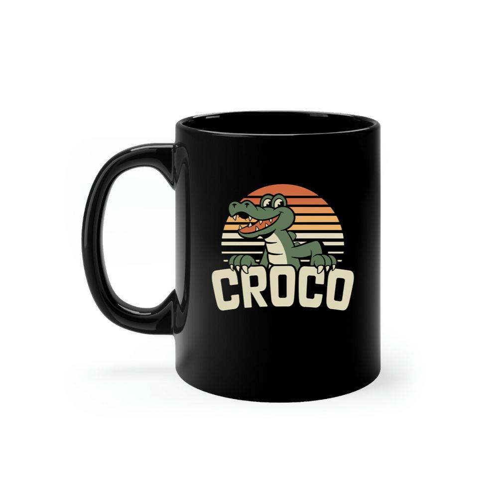 Croco Sunset Vintage Crocodile Graphic for Coastal Retro Lovers Mug