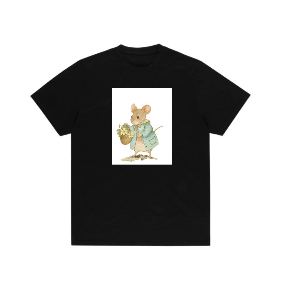 Danny Meadow Mouse with Basket T-Shirts