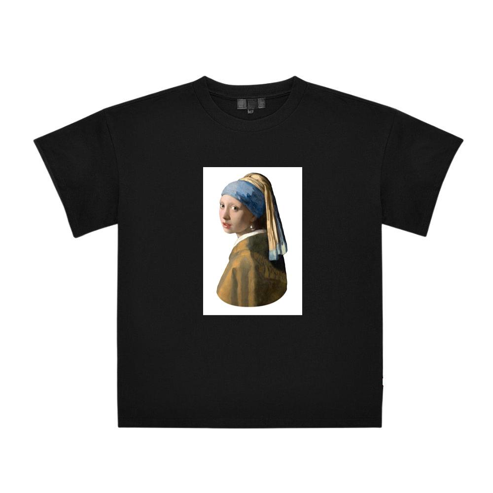 Girl with a Pearl Earring by Johannes Vermeer T-Shirts