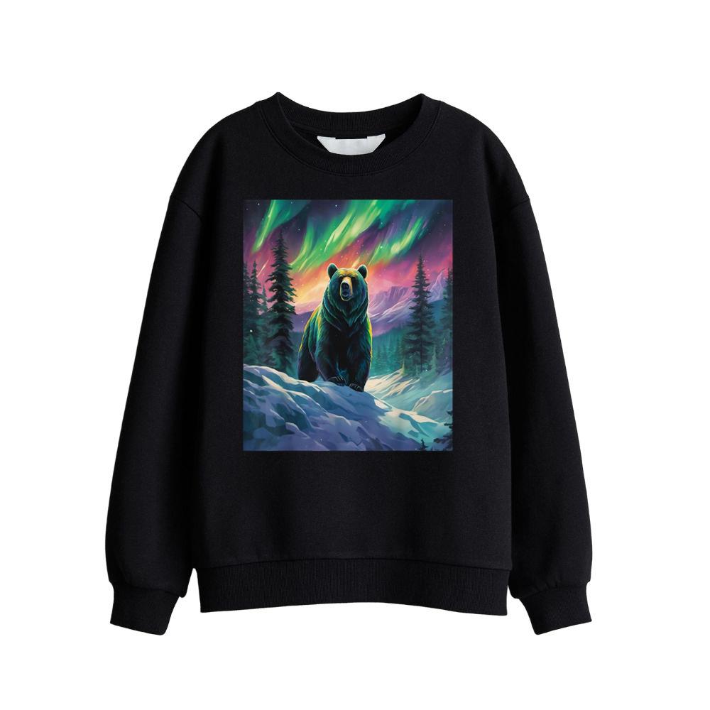 Grizzly Bear Under the Northern Lights – Wild Nature Art Sweatshirt