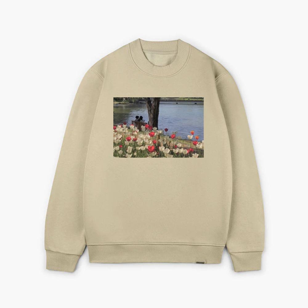 Harmony of Nature and Love Sweatsrhits