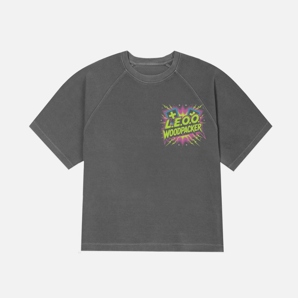 LEOO Woodpacker Retro Neon Text Design T-Shirt