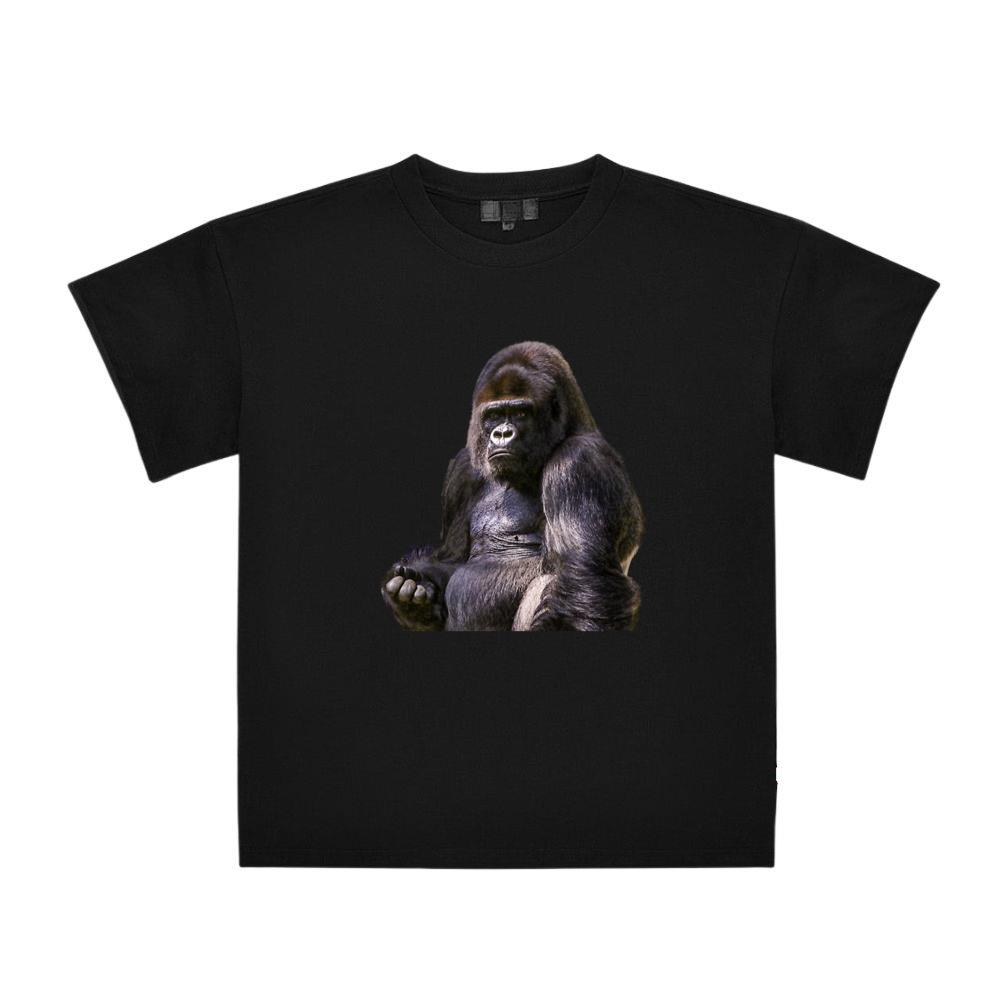 majestic silverback gorilla close up.png T-Shirts