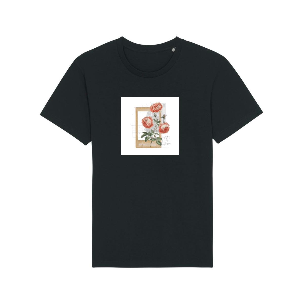 Red Roses and Paper Fragments T-Shirts