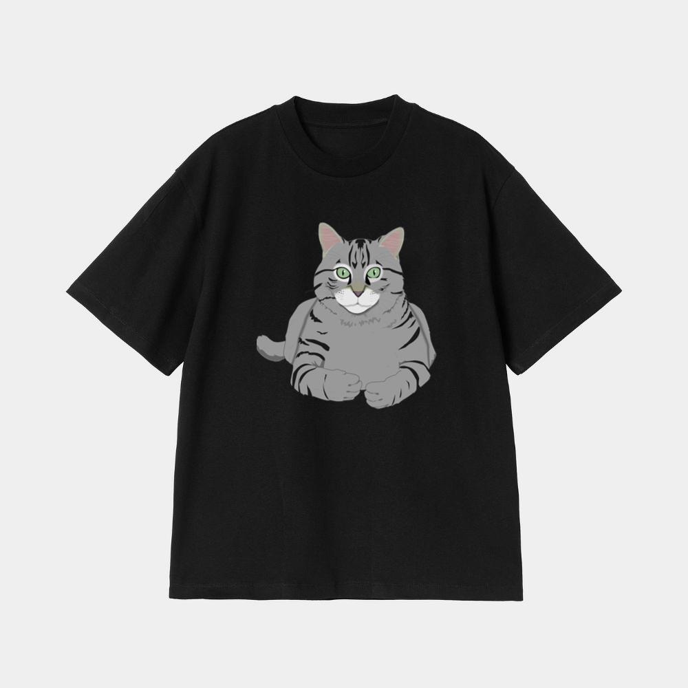 Serious Green-Eyed Tabby Cat T-Shirt