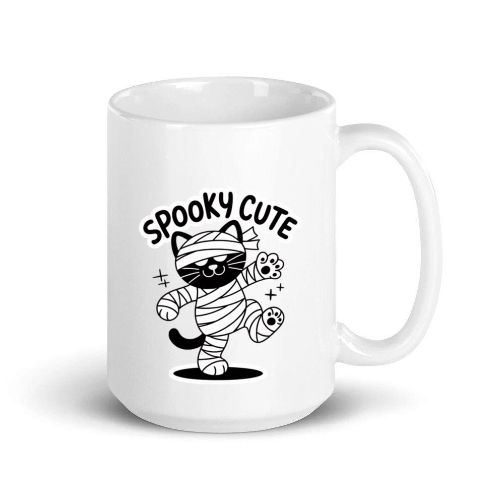 Spooky Cute Mummy Cat Funny Halloween Graphic Mug