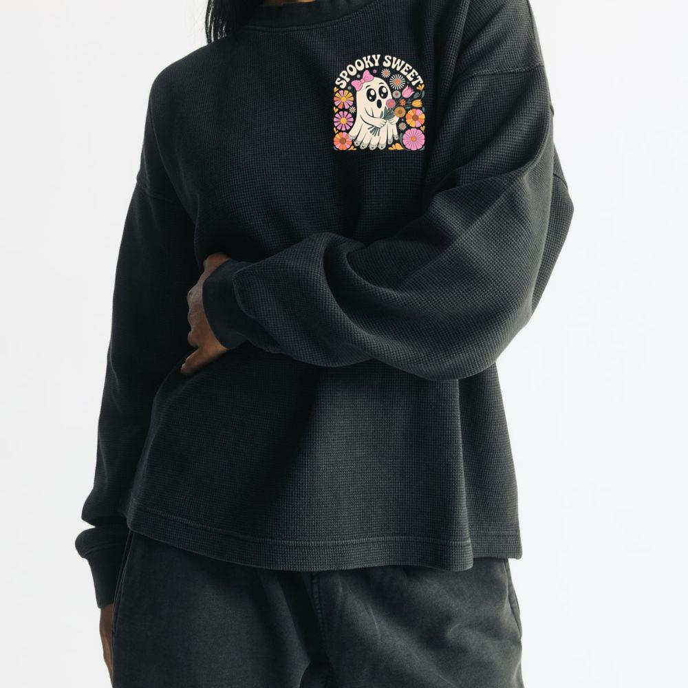 Spooky Sweet Ghost Flower Retro Cartoon Design Sweatshirt