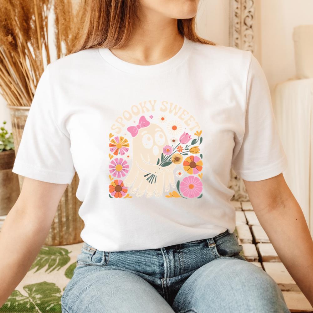 Spooky Sweet Ghost Flower Retro Cartoon Design T-Shirt
