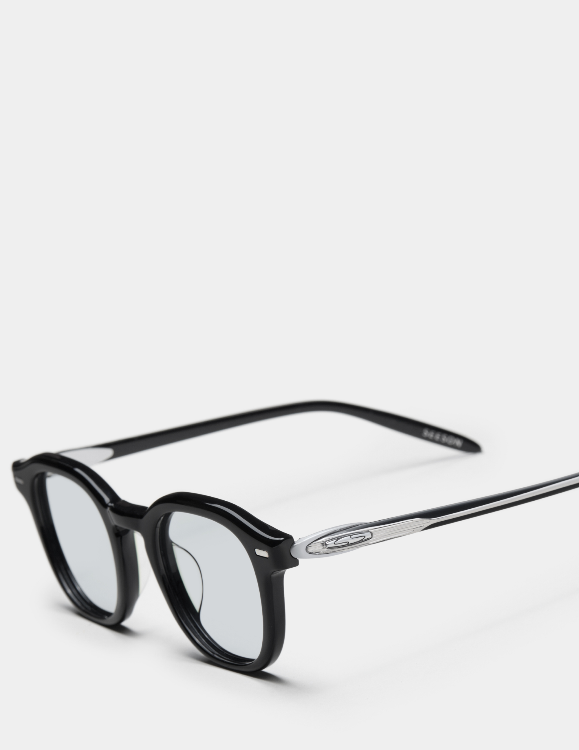 The Athletes 14 - Unisex Fashion Sunglasses - Image 4