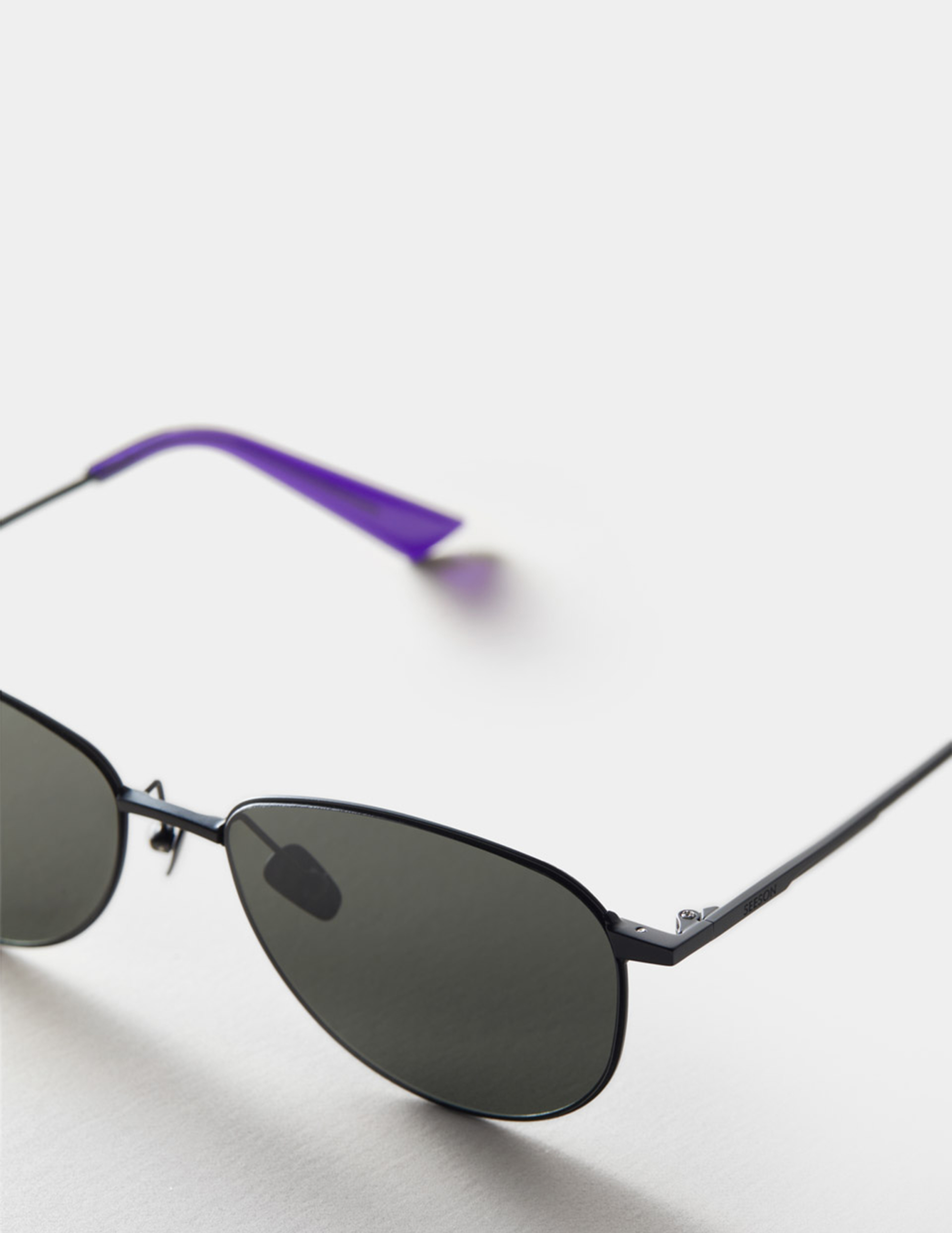 The Vertebra 04 - Unisex Fashion Sunglasses - Image 13