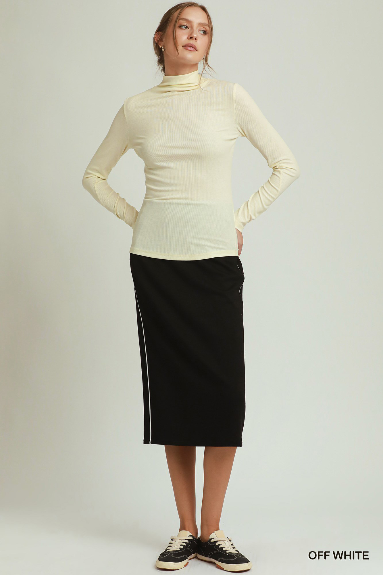 Umgee Long Sleeve Mock Neck Top