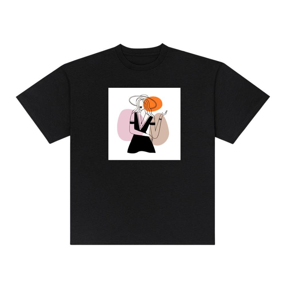 Woman in Dress and Hat TShirts Kulottee